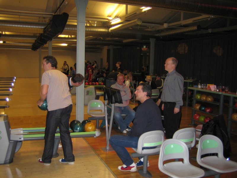 Mange goes Bowling 7